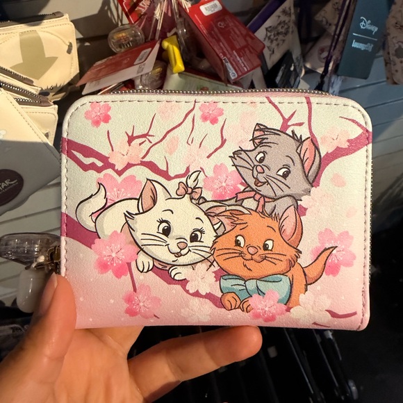 New Disney Loungefly The Aristocats Kittens Cherry Blossom Wallet - Picture 5 of 6